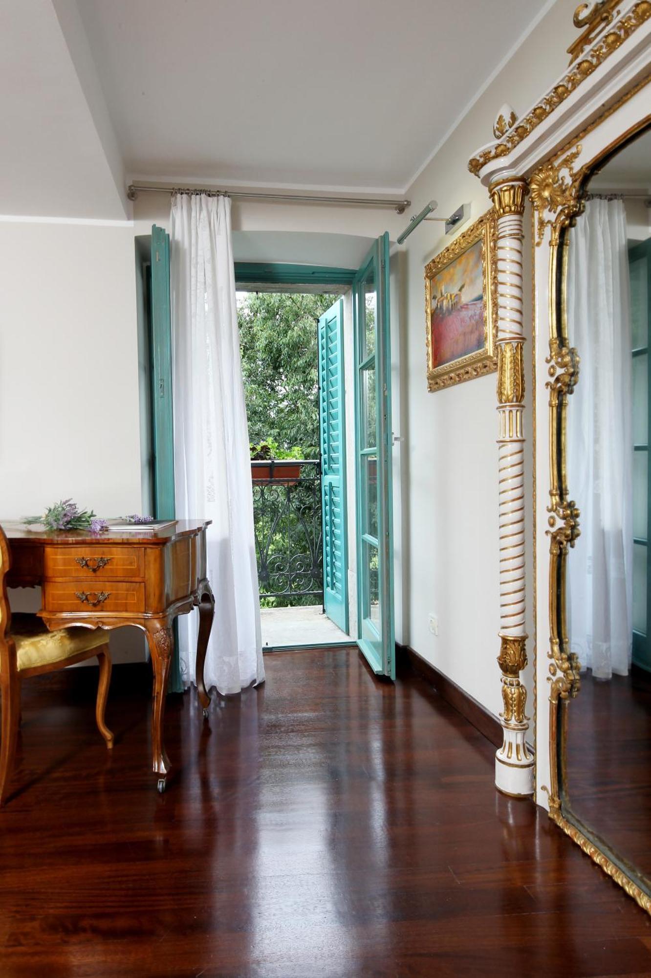 Boutique Hotel Vela Vrata Бузет Экстерьер фото