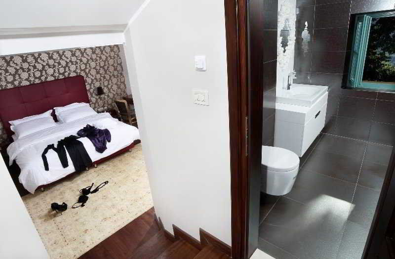 Boutique Hotel Vela Vrata Бузет Экстерьер фото